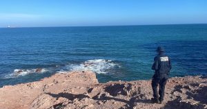 El límite de tripulantes de la lancha es de seis, por lo que al abordar 19 personas a la misma, superó por más del triple lo establecido. Foto: 
Gobierno del Estado de Sonora
@gobiernosonora
Cuenta oficial del Gobierno Constitucional del Estado de Sonora. Administración 2021-2027. Aquí se construye una #TierraDeOportunidades.
244 Siguiendo
50,1 mil Seguidores
Hilo
Ver Tweets nuevos
Conversación
Gobierno del Estado de Sonora
@gobiernosonora, Twitter.