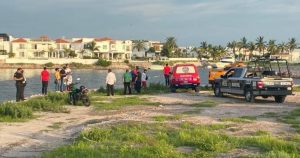 El hallazgo fue hecho en el canal del Fraccionamiento El Cid. Foto: Noroeste. 