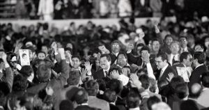 Foto: Eloy Valtierra, Cuartoscuro