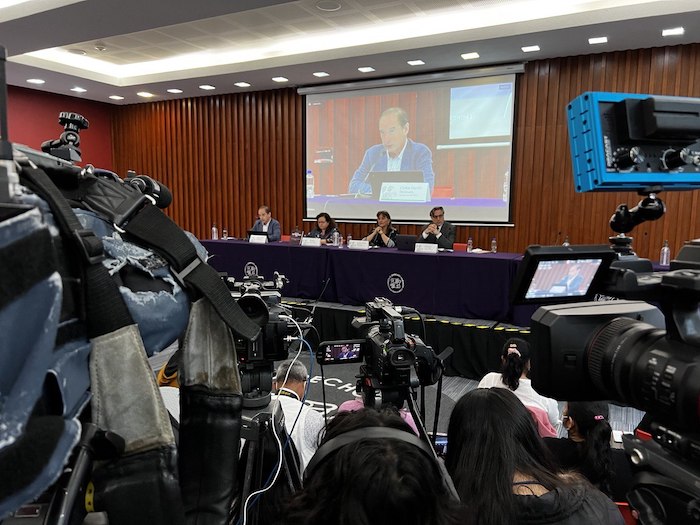 El Grupo de Interdisciplinario de Expertos Independientes (GIEI) ofreció una conferencia de prensa para hablar de los avances de la investigación del caso Ayotzinapa, el cual se ha visto envuelto en diversas polémicas durante las últimas semanas.