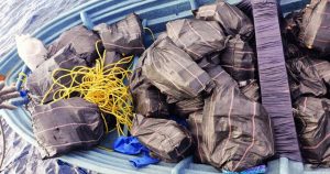 El 12 de septiembre 2022, la Marina aseguró mil 744 paquetes con presunta cocaína en una embarcación en Puerto Chiapas. También se detuvo a ocho presuntos transgresores de la Ley. Imagen ilustrativa. Foto: Semar / Cuartoscuro