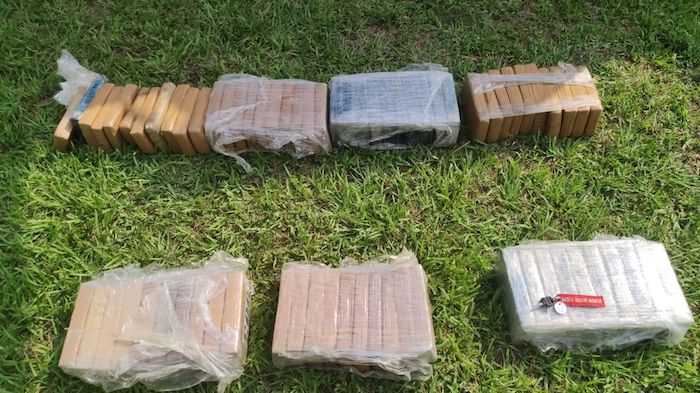 El 26 de abril 2022, el Sistema Integral de Vigilancia Aérea de la Sedena detectó y aseguró una nave procedente de Sudamérica, en Pijijiapan, Chiapas, que transportaba presunta cocaína.