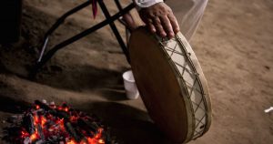 Ninguno de ellos recuerda haber conocido a su victimario, el médico dentista, José María Artola Sada, miembro de una prominente familia que no ha escapado al escarnio público ni al escándalo. Foto: Cuartoscuro. 
