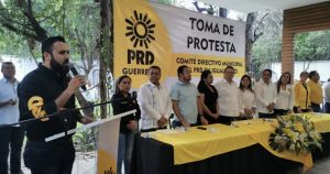 El exgobernador afirmó que su presencia en Iguala es “porque estoy limpio”, y no le han encontrado ni le encontrarán nada que lo relacione con los crímenes. Foto: El Sur 