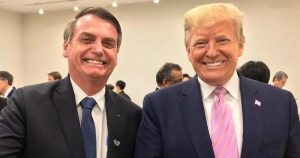 Docenas de aliados de Trump han establecido relaciones con la familia Bolsonaro en los últimos cuatro años, y partidarios de ambos dirigentes emplean las mismas narrativas, tácticas y plataformas para denigrar la democracia. Foto: Especial. 
