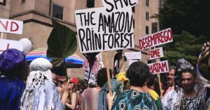 Lula enfrenta al reto de salvar la Amazonía, después de años de devastación y ruindad