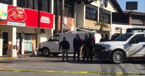 Los cuerpos fueron abandonados dentro de una camioneta. Foto: ZETA