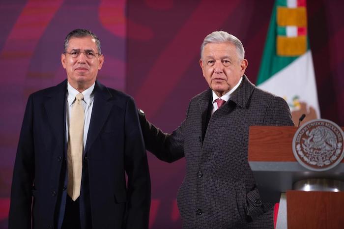 El Presidente Andrés Manuel López Obrador y el General Luis Rodríguez Bucio, quien se desempeñó previamente como Comandante de la Guardia Nacional (GN).