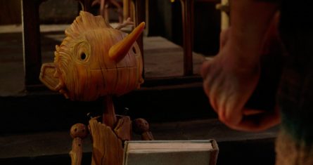 Guillermo del Toro también se ha colado entre los nominados con su versión en stop-motion del clásico Pinocho que opta al premio a la Mejor Película de Animación.