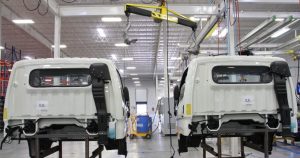 México y Canadá ganaron a EU el panel por reglas de origen de autos en el T-MEC.