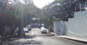 Elementos de la Semefo arribaron para realizar las acciones protocolarias. Foto: Especial. 