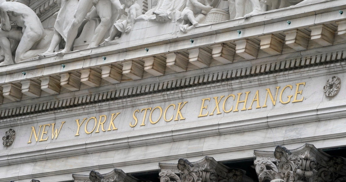 En esta fotografía del 23 de noviembre de 2020 se ve la fachada de la Bolsa de Valores de Nueva York.