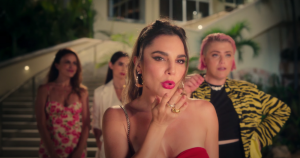 Netflix presenta el primer adelanto de su road trip y comedia <i>Fuga de Reinas</i>