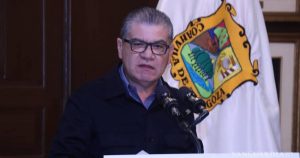 El Gobernador Miguel Riquelme. Foto: Vanguardia. 