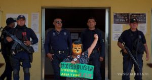 Caravana Resiste Sur 2023 en Oteapa, Chiapas, en exigencia del cese a mega proyectos y salida del ejército. Foto: Cuartoscuro. 