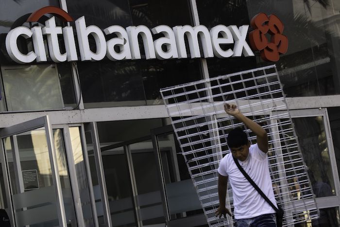Una sucursal de Citibanamex en avenida Juárez, ubicada en la Ciudad de México.