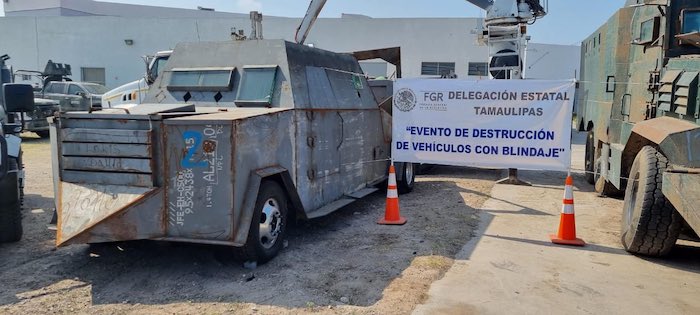Aunque estos vehículos lucen intimidantes, en la práctica han resultado vulnerables. Debido a que las placas de acero los vuelven demasiado pesados, suelen ser lentos, difíciles de maniobrar y a menudo se descomponen.