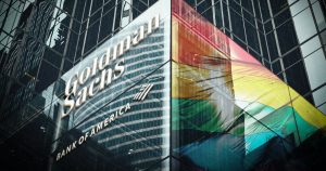 Según esos documentos, estas administradoras entregaron a los 36 grupos más de 600 donaciones equivalentes a más de 272 millones de dólares entre 2017 y 2020, el último año fiscal sobre el que hay información completa disponible. Foto: OpenDemocracy. 