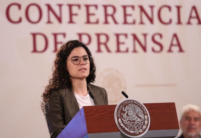 Luisa María Alcalde Luján, titular de la Secretaría de Gobernación (Segob), fue la encargada de dar a conocer la compra-venta de Mexicana de Aviación.