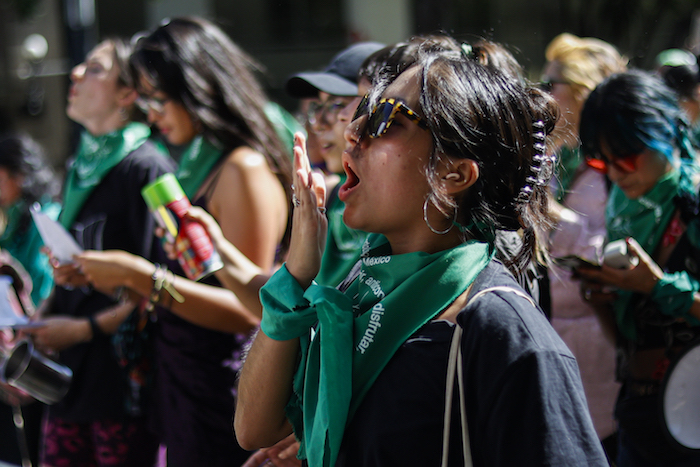 Una mujer en una manifestación a favor del aborto en el Día Internacional del Aborto Seguro en Ciudad de México, el jueves 28 de septiembre de 2023.