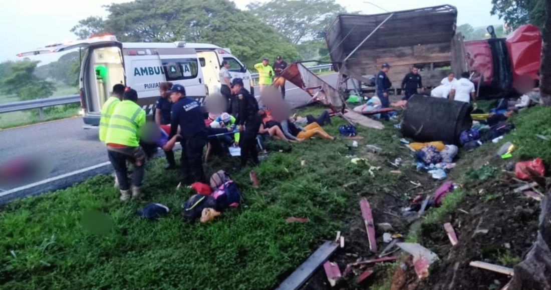 La tarde de este domingo se registró un accidente automovilístico en un tramo carretero en la costa de Chiapas, ubicado el kilómetro 134 entre Pikikiapan y Tonalá. Foto: Protección Civil