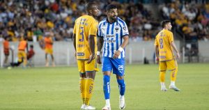 Tigres derrota 2-1 a Monterrey con gol de Ozziel Herrera en el clásico regio amistoso