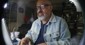 ENTREVISTA  ¬ La ciencia ficción hace grande un problema para visibilizarlo: Porcayo