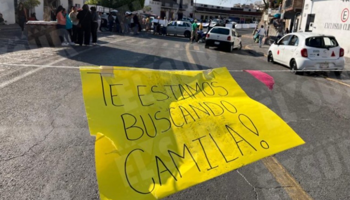 Familiares de Camila cerraron vialidades para exigir justicia.