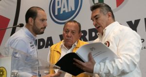 Dirigentes de PRI, PAN y PRD.