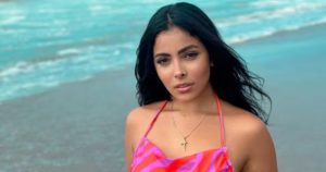 La excandidata a Miss Ecuador, de 23 años, fue relacionada con el narcotraficante Leandro ‘El Patrón’ Norero después de aparecer citada en varios mensajes de su teléfono. Foto: 