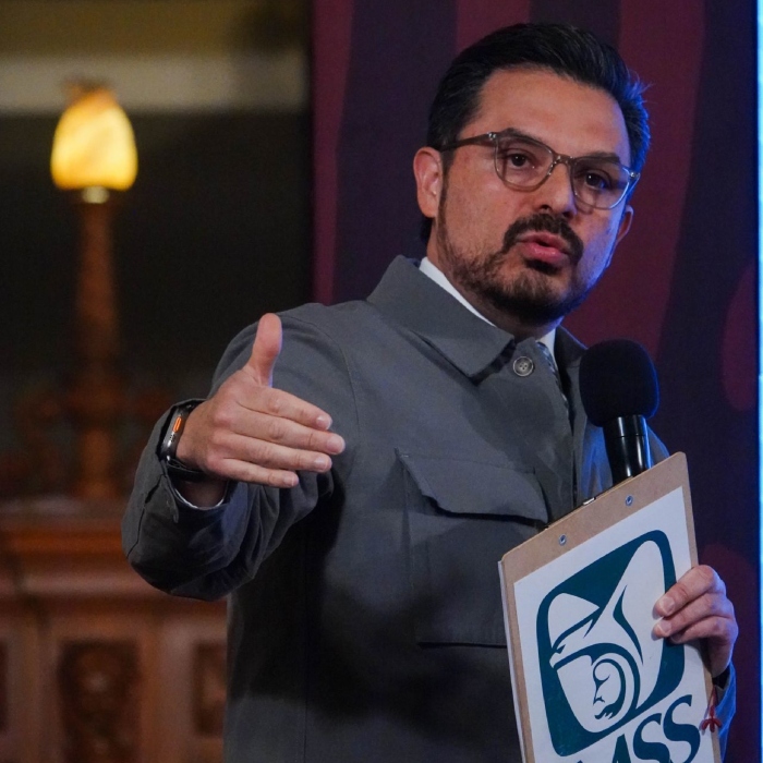 Zoé Robledo, titular del Instituto Mexicano del Seguro Social (IMSS), durante la conferencia matutina desde Palacio Nacional en que se presentó el informe quincenal del Pulso de la Salud, en el que se dieron detalles sobre el avance y la entrega de recursos del programa IMSS-Bienestar.