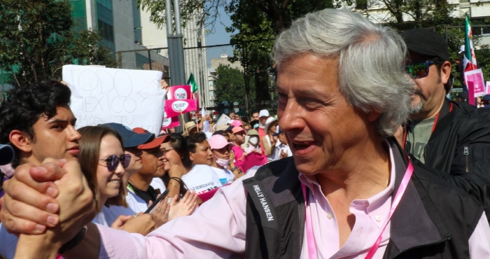 El empresario Claudio X. González, el gran líder del bloque opositor.