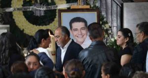 El Alcalde de Chilpancingo, Alejandro Arcos, es velado bajo vigilancia en Guerrero