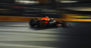 El automóvil de "Checo" Pérez