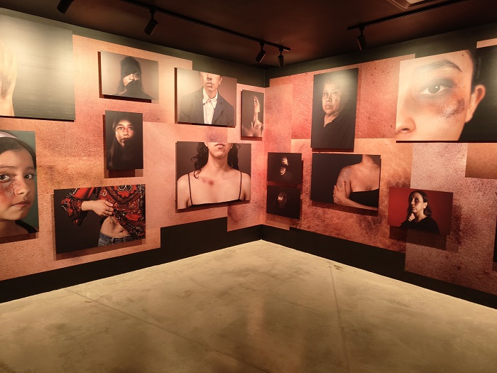 La violencia física forma parte del universo que violenta a las mujeres.