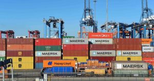 La sustitución de importaciones es una de las propuestas para frenar la amenaza China al comercio de Norteamérica.