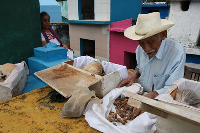 Pomuch ofrece una experiencia única y auténtica de la cultura maya.