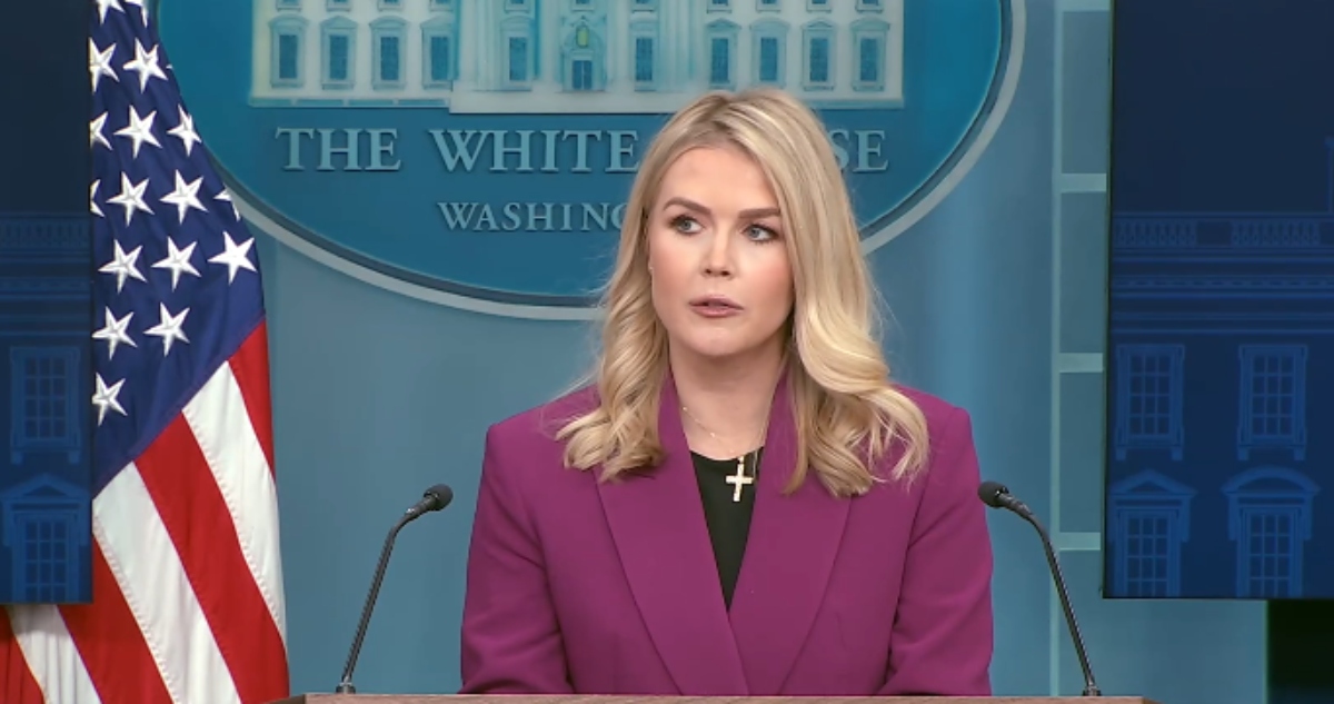 La Casa Blanca permitirá a "periodistas independientes" e influencers obtener una acreditación de prensa.