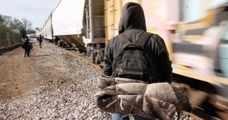 Migrantes quedan varados en México tras el regreso de Trump a la presidencia de EU.