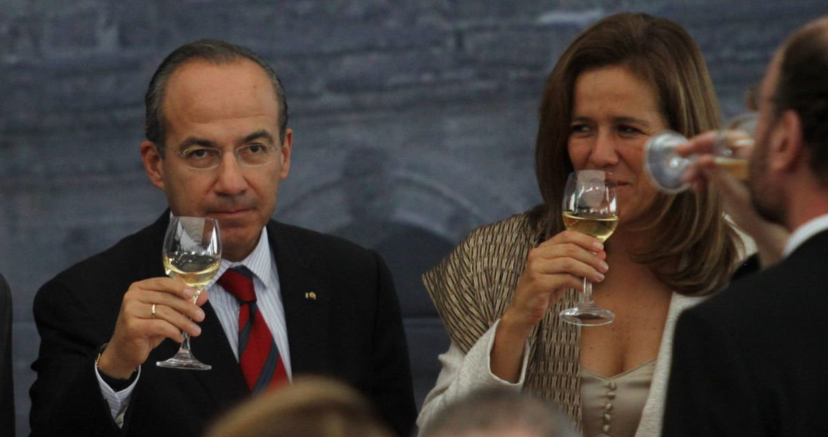 Claudia Sheinbaum criticó que Felipe Calderón haya afirmado que no existe "Estado de Derecho" en México cuando el expresidente declaró la guerra en su propio país.