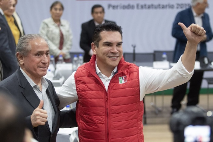 Joel Ayala siempre se mantuvo cercano al PRI.