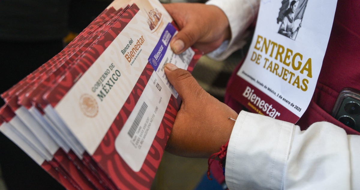 Entrega tarjetas del Bienestar