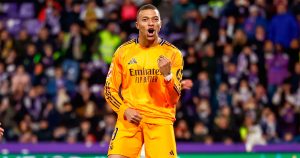 Real Madrid vence a Valladolid con triplete de Mbappé
