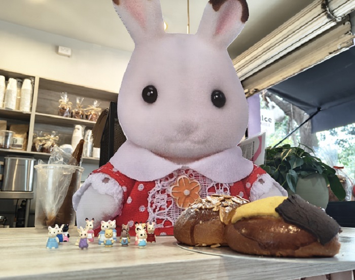 La “Ternu Rosca” incluye estos tiernos muñequitos.