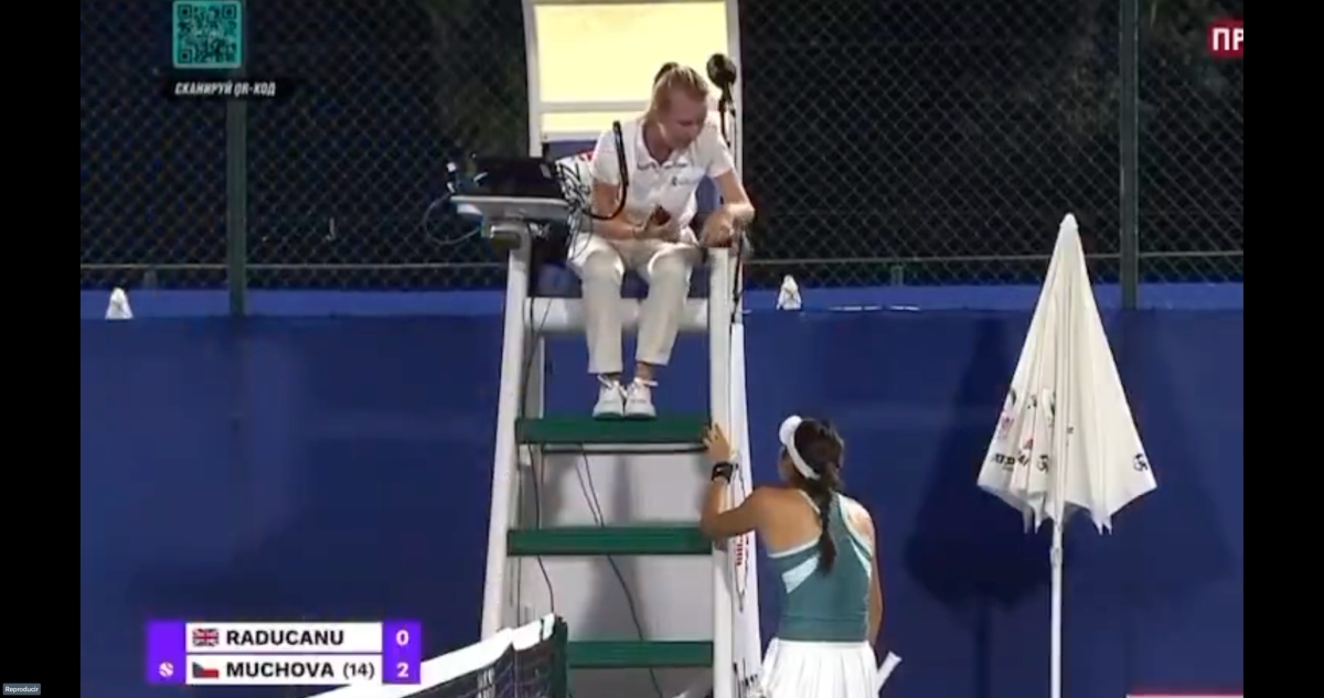 La WTA confirmó este miércoles que la tenista británica Emma Raducanu fue víctima de acoso y del "comportamiento obsesivo" de un hombre durante su partido del pasado lunes en el torneo de Dubái ante la checa Karolina Muchova.