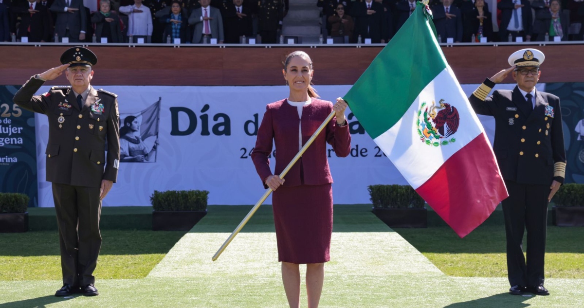 Claudia insiste en la unidad: “Gobierno, Fuerzas Armadas y pueblo son uno solo”, dice.