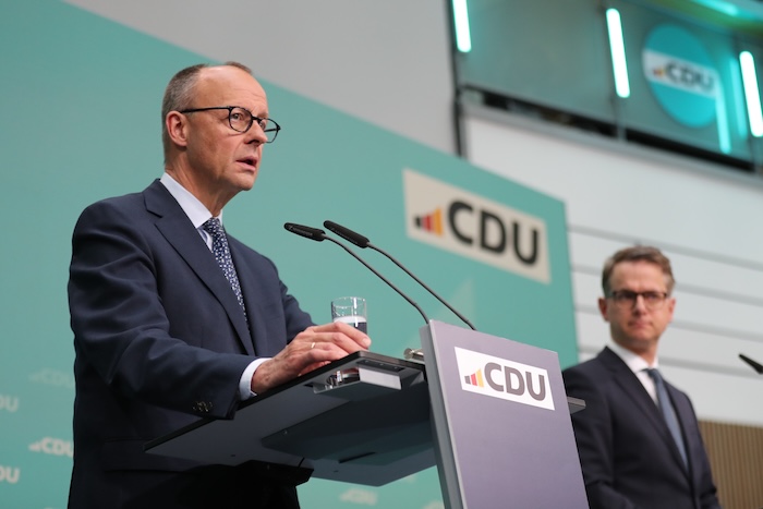 Friedrich Merz, el líder de la Unión Demócrata Cristiana (CDU), será con toda probabilidad el próximo Canciller de Alemania después de que su partido fuera el más votado en las elecciones del domingo 23 de febrero.