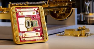 Majorana 1, de Microsoft, es un procesador cuántico que cabe en la palma de la mano y que puede integrar en un ordenador cuántico que pueden desplegarse en los centros de datos de Azure.