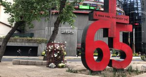 Las familias de Pasta de Conchos exigen justicia para los 65 mineros que murieron en febrero de 2006.