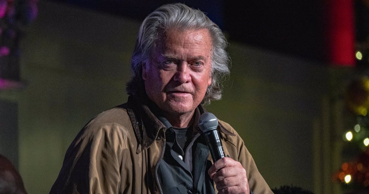 Steve Bannon se declaró culpable de fraude en recaudación de fondos para el muro.